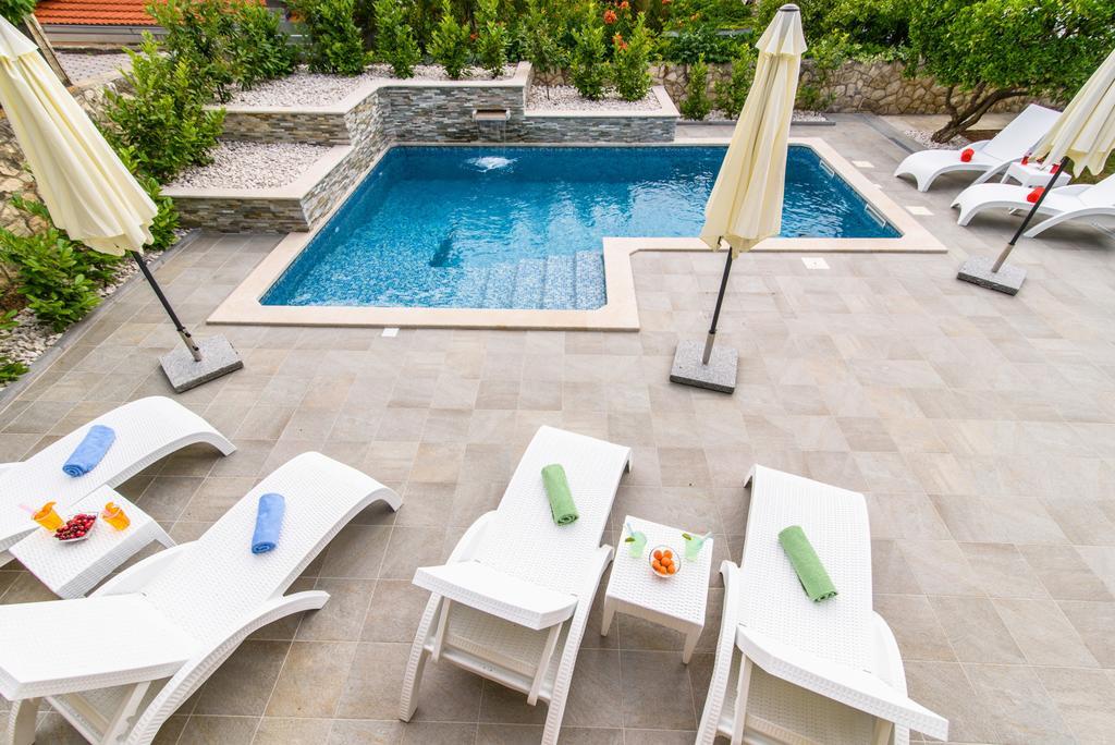Apartments Dubravka Trogir Bagian luar foto